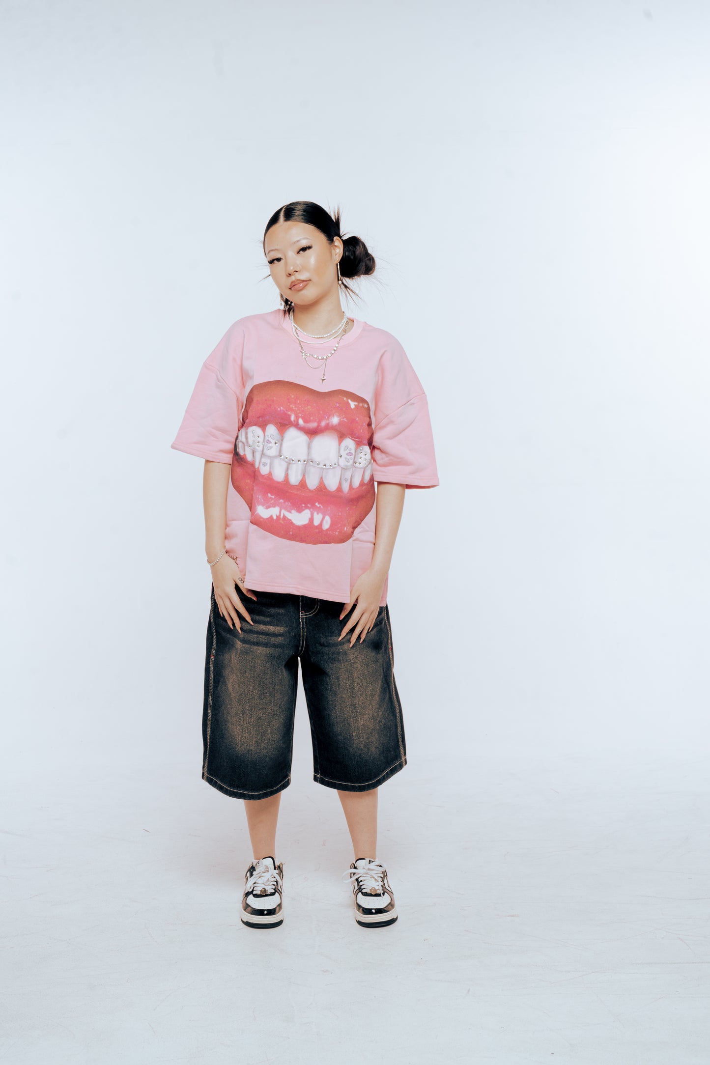 tooth gem heavyweight tee - bubble gum